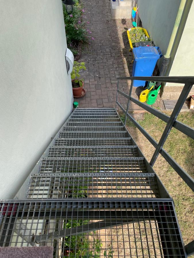 Ferienappartement am Almesbach Weiden Weiden in der Oberpfalz Exterior foto